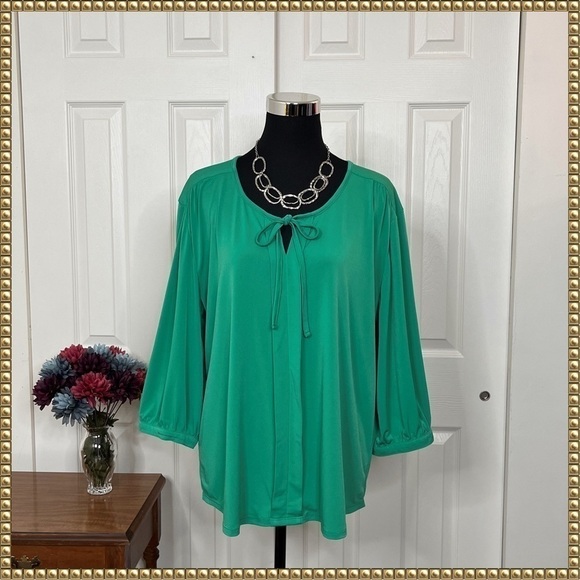 Emerald Green Tie Neck Blouse Size Large - Picture 1 of 9